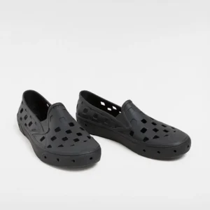 UA SLIP-ON